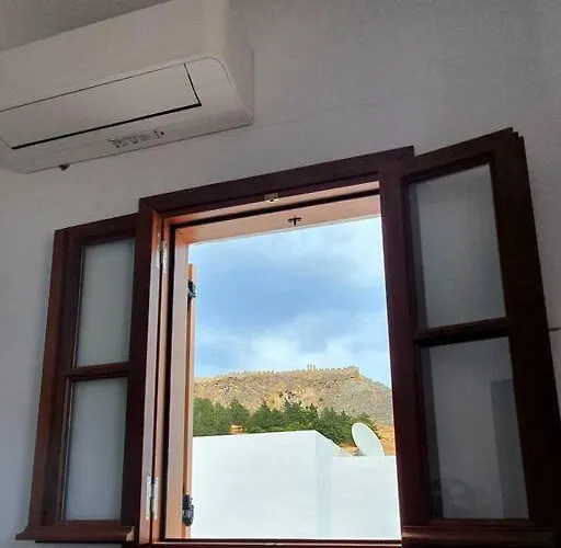 The Olive Tree * لينثوس